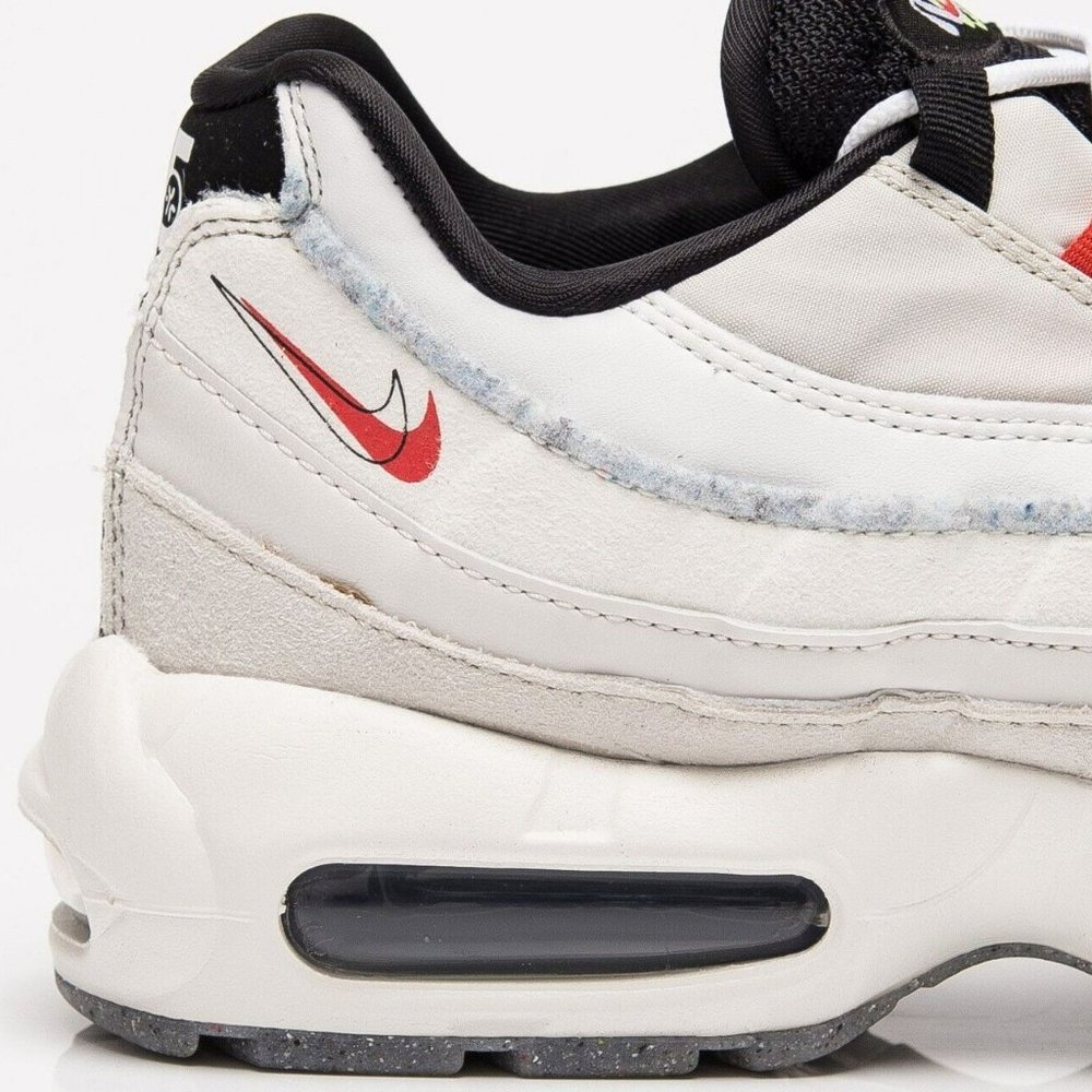 Nike Air Max 95 SE ( Light Bone/Habanero Red). Brand New. Mens Size: 9.5 - 12. - Picture 4 of 10